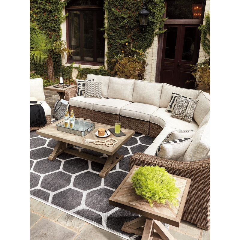 Signature Design by Ashley Outdoor Seating Sectionals P791-854/P791-846/P791-851 IMAGE 7