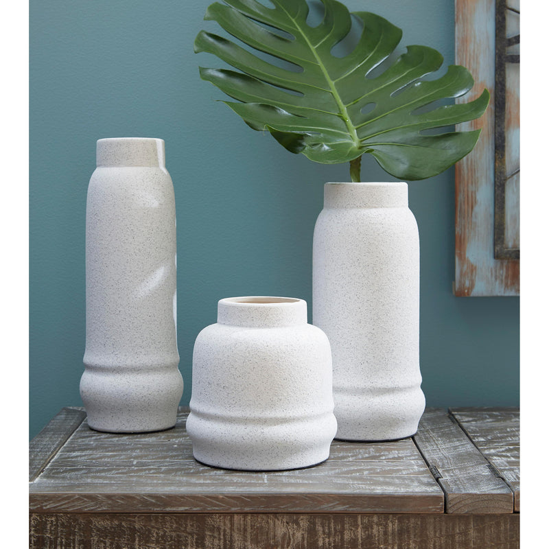 Signature Design by Ashley Home Decor Vases & Bowls A2000428 IMAGE 2