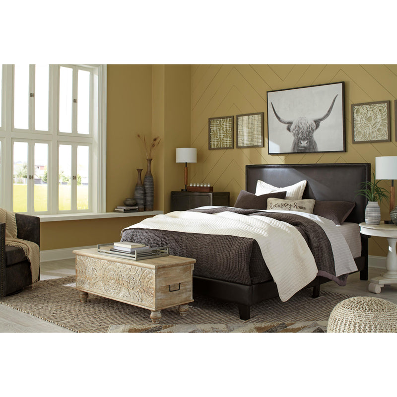 Signature Design by Ashley Mesling Queen Upholstered Bed B091-081 IMAGE 6