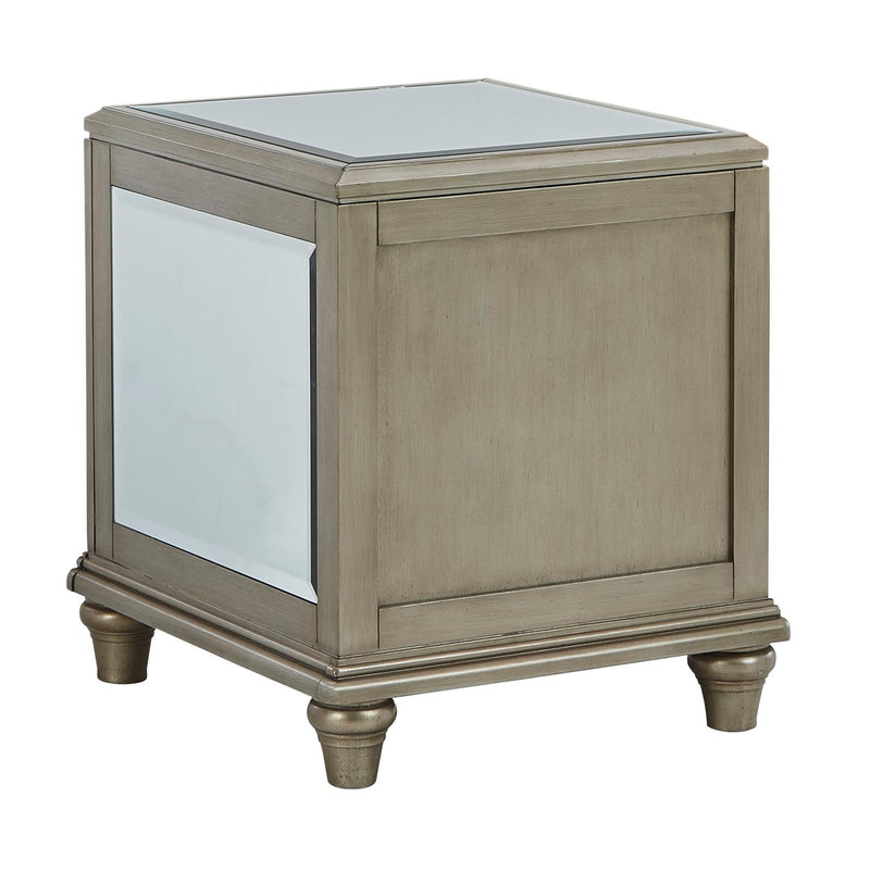 Signature Design by Ashley Chevanna End Table T942-3 IMAGE 5